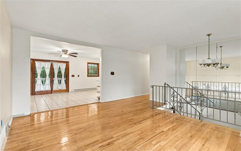 710 Butterfield Drive, Irwin, 15642, 3 Bedroom Bedrooms, 8 Room Rooms,1.1 BathroomBathrooms,Residential,For Sale,Butterfield Drive,1776136