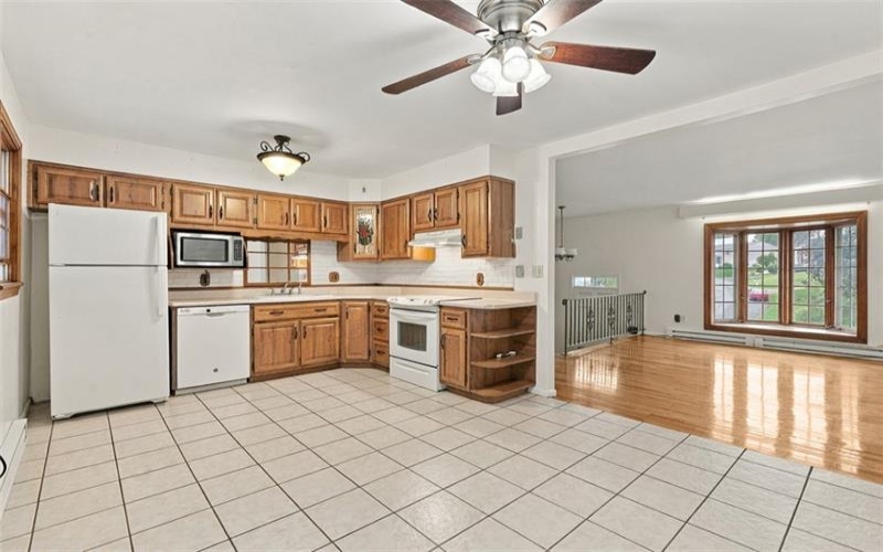 710 Butterfield Drive, Irwin, 15642, 3 Bedroom Bedrooms, 8 Room Rooms,1.1 BathroomBathrooms,Residential,For Sale,Butterfield Drive,1776136