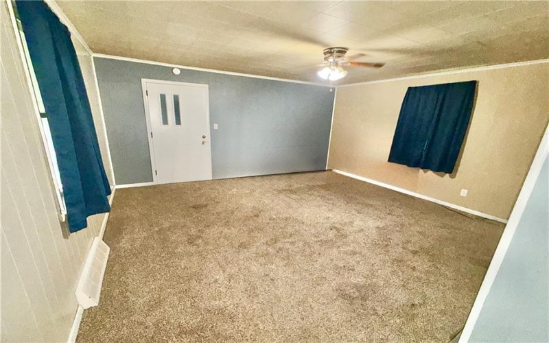 243 Third Ave, Crucible, 15325, 2 Bedroom Bedrooms, 6 Room Rooms,1.1 BathroomBathrooms,Residential,For Sale,Third Ave,1776474