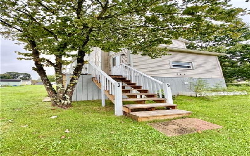 243 Third Ave, Crucible, 15325, 2 Bedroom Bedrooms, 6 Room Rooms,1.1 BathroomBathrooms,Residential,For Sale,Third Ave,1776474