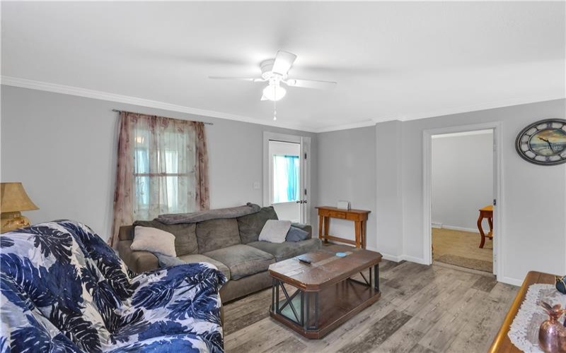 31 Penn, MANOR, 15665, 4 Bedroom Bedrooms, 8 Room Rooms,2 BathroomBathrooms,Residential,For Sale,Penn,1776514