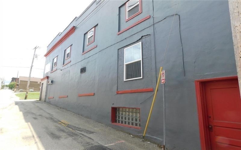 118 Pittsburgh Street, 15425, 15425, ,Commercial-industrial-business,For Sale,Pittsburgh Street,1776528