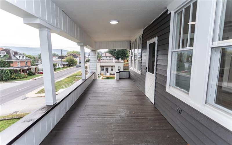 156 Ninth Street, Connellsville, 15425, 3 Bedroom Bedrooms, 6 Room Rooms,2 BathroomBathrooms,Residential,For Sale,Ninth Street,1776533