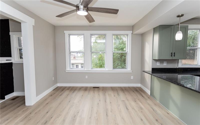 156 Ninth Street, Connellsville, 15425, 3 Bedroom Bedrooms, 6 Room Rooms,2 BathroomBathrooms,Residential,For Sale,Ninth Street,1776533