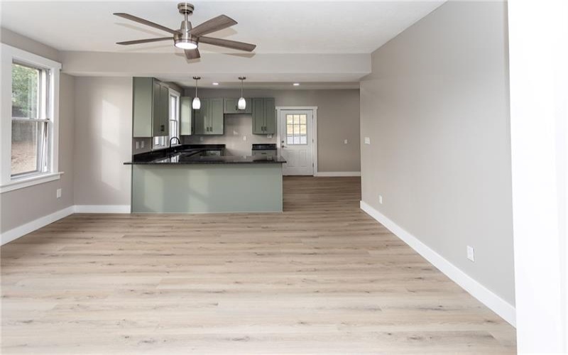 156 Ninth Street, Connellsville, 15425, 3 Bedroom Bedrooms, 6 Room Rooms,2 BathroomBathrooms,Residential,For Sale,Ninth Street,1776533