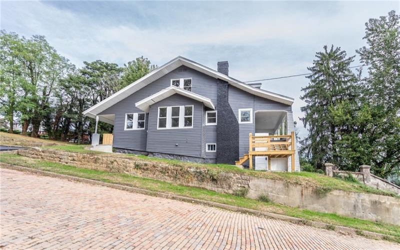 156 Ninth Street, Connellsville, 15425, 3 Bedroom Bedrooms, 6 Room Rooms,2 BathroomBathrooms,Residential,For Sale,Ninth Street,1776533