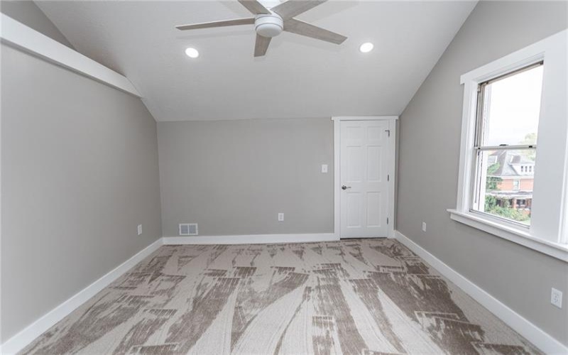 156 Ninth Street, Connellsville, 15425, 3 Bedroom Bedrooms, 6 Room Rooms,2 BathroomBathrooms,Residential,For Sale,Ninth Street,1776533