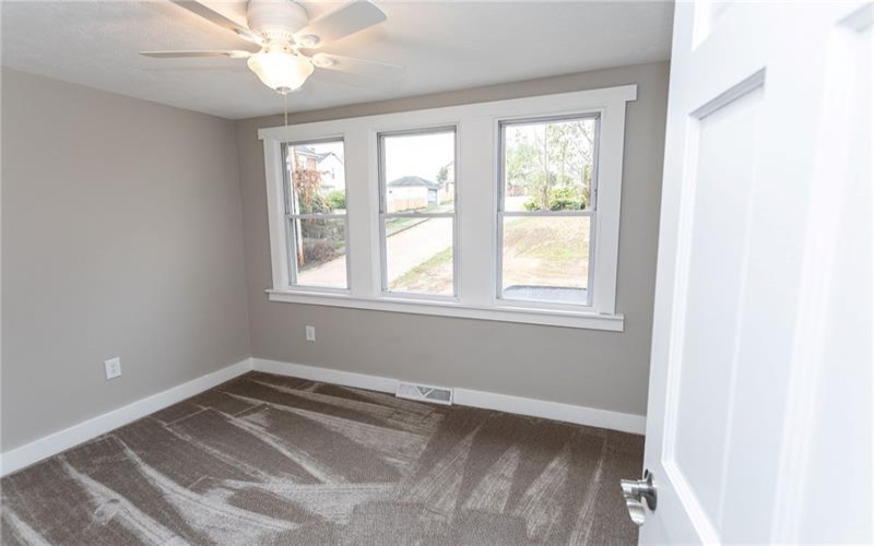 156 Ninth Street, Connellsville, 15425, 3 Bedroom Bedrooms, 6 Room Rooms,2 BathroomBathrooms,Residential,For Sale,Ninth Street,1776533