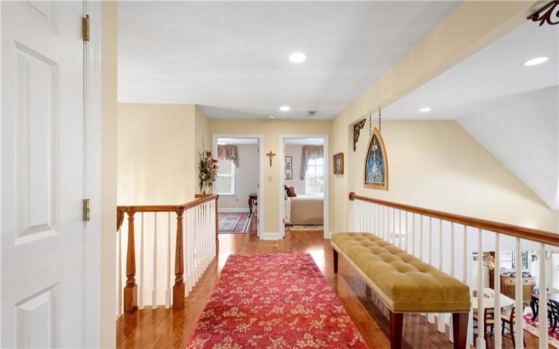 1005 Skyline Drive, Canonsburg, 15317, 5 Bedroom Bedrooms, 14 Room Rooms,3.1 BathroomBathrooms,Residential,For Sale,Skyline Drive,1776558