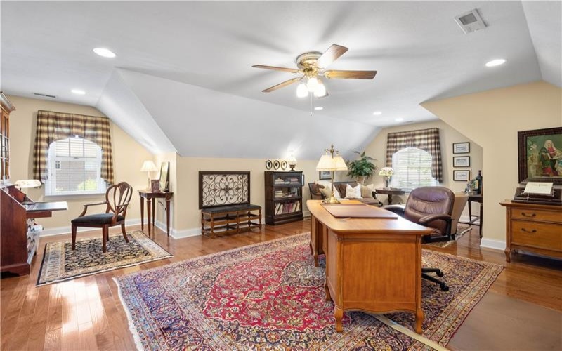 1005 Skyline Drive, Canonsburg, 15317, 5 Bedroom Bedrooms, 14 Room Rooms,3.1 BathroomBathrooms,Residential,For Sale,Skyline Drive,1776558