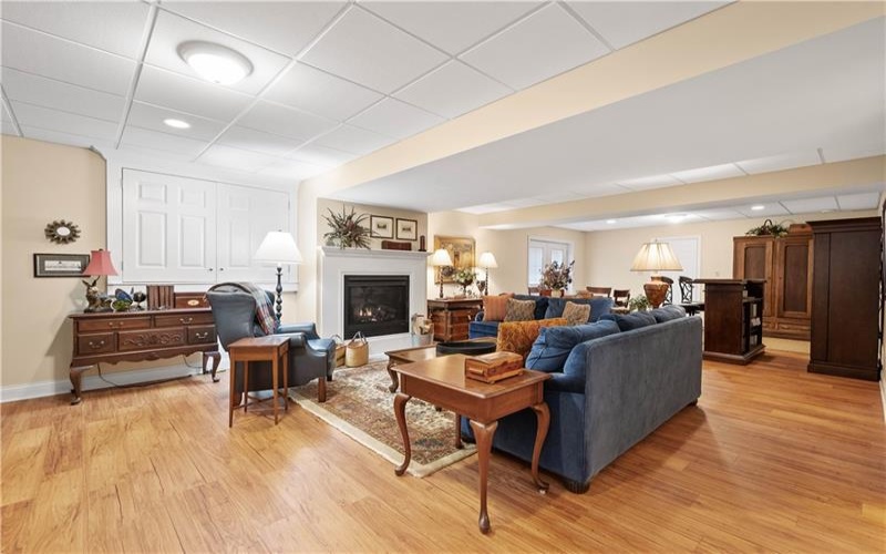 1005 Skyline Drive, Canonsburg, 15317, 5 Bedroom Bedrooms, 14 Room Rooms,3.1 BathroomBathrooms,Residential,For Sale,Skyline Drive,1776558