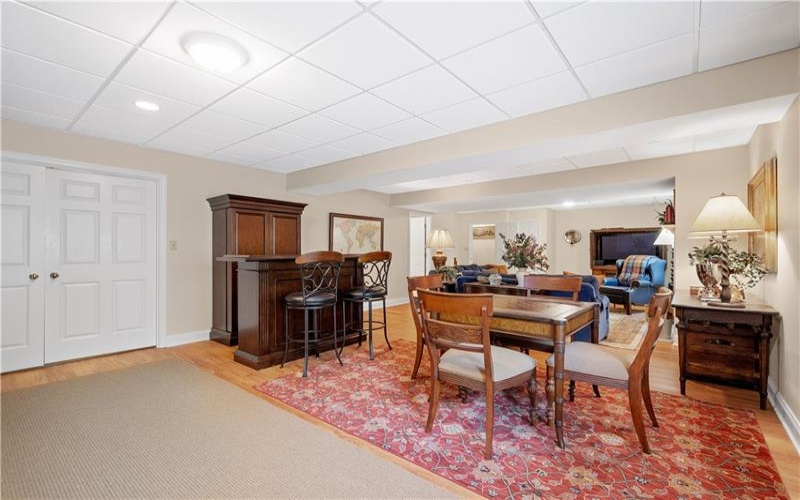 1005 Skyline Drive, Canonsburg, 15317, 5 Bedroom Bedrooms, 14 Room Rooms,3.1 BathroomBathrooms,Residential,For Sale,Skyline Drive,1776558