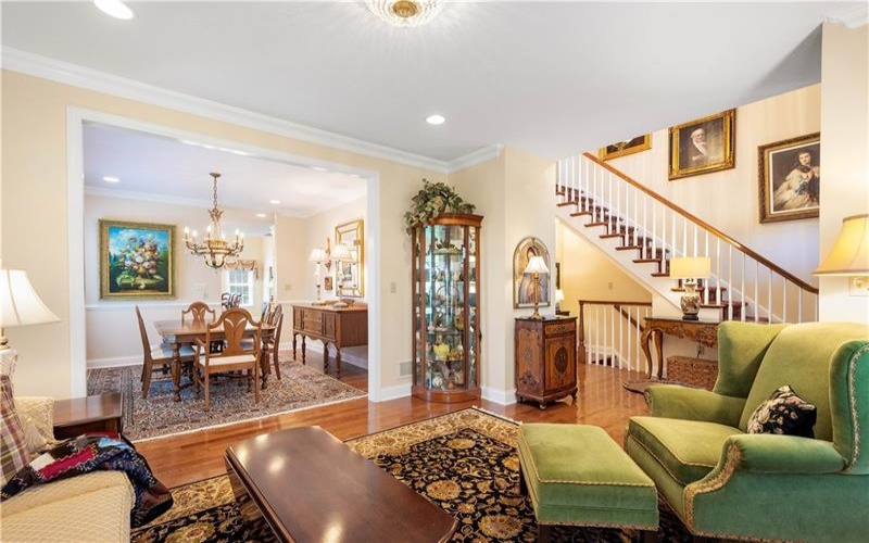1005 Skyline Drive, Canonsburg, 15317, 5 Bedroom Bedrooms, 14 Room Rooms,3.1 BathroomBathrooms,Residential,For Sale,Skyline Drive,1776558