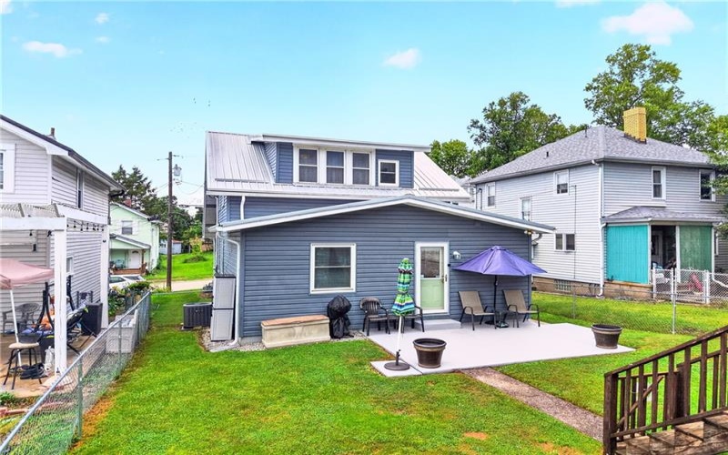42 Prospect St, Uniontown, 15401, 3 Bedroom Bedrooms, 7 Room Rooms,1.2 BathroomBathrooms,Residential,For Sale,Prospect St,1776574