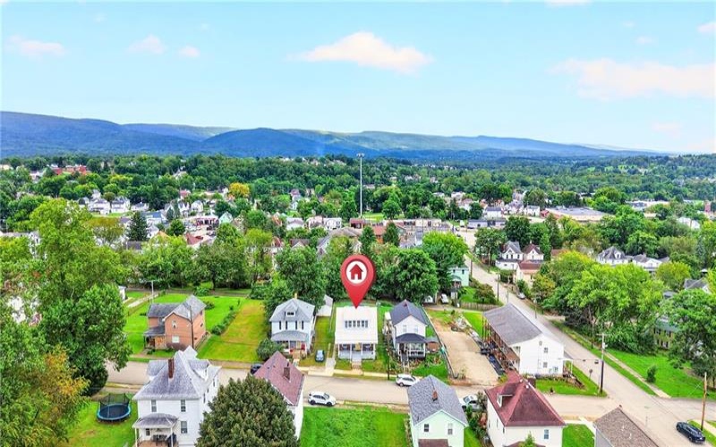 42 Prospect St, Uniontown, 15401, 3 Bedroom Bedrooms, 7 Room Rooms,1.2 BathroomBathrooms,Residential,For Sale,Prospect St,1776574
