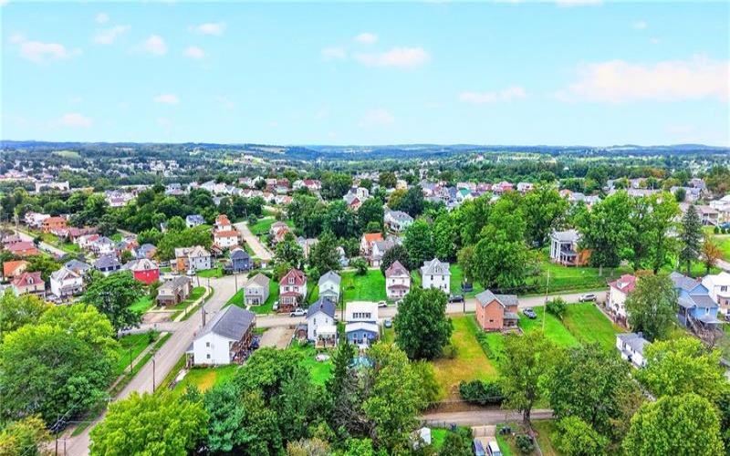 42 Prospect St, Uniontown, 15401, 3 Bedroom Bedrooms, 7 Room Rooms,1.2 BathroomBathrooms,Residential,For Sale,Prospect St,1776574