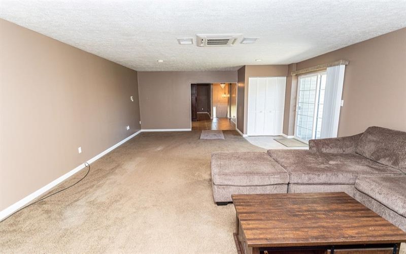 115 Maple Hill Lane, Uniontown, 15401, 4 Bedroom Bedrooms, ,3 BathroomBathrooms,Residential,For Sale,Maple Hill Lane,1776575