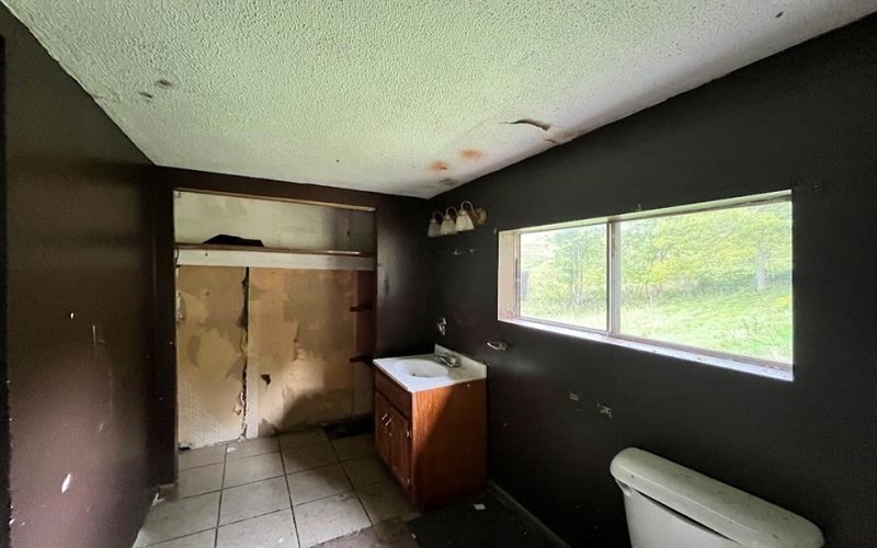 2265 S. Eighty Eight Road, Greensboro, 15338, 2 Bedroom Bedrooms, ,1 BathroomBathrooms,Residential,For Sale,S. Eighty Eight Road,1776576