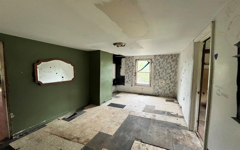 2265 S. Eighty Eight Road, Greensboro, 15338, 2 Bedroom Bedrooms, ,1 BathroomBathrooms,Residential,For Sale,S. Eighty Eight Road,1776576