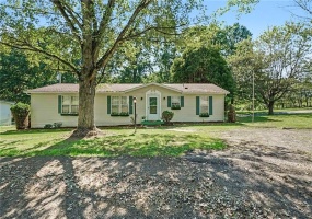 717 Mallard Dr, Apollo, 15613, 3 Bedroom Bedrooms, ,2 BathroomBathrooms,Residential,For Sale,Mallard Dr,1776601