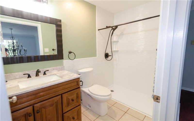 175 Valley View Dr, Belle Vernon, 15012, 4 Bedroom Bedrooms, ,3.1 BathroomBathrooms,Residential,For Sale,Valley View Dr,1766486
