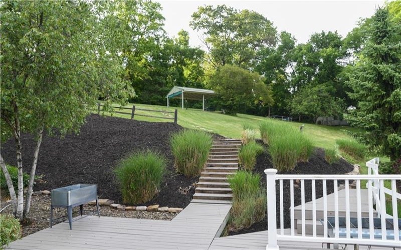 175 Valley View Dr, Belle Vernon, 15012, 4 Bedroom Bedrooms, ,3.1 BathroomBathrooms,Residential,For Sale,Valley View Dr,1766486