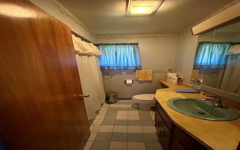 108 Mobert Dr, Rostraver Township, 15012, 3 Bedroom Bedrooms, 6 Room Rooms,1 BathroomBathrooms,Residential,For Sale,Mobert Dr,1772675