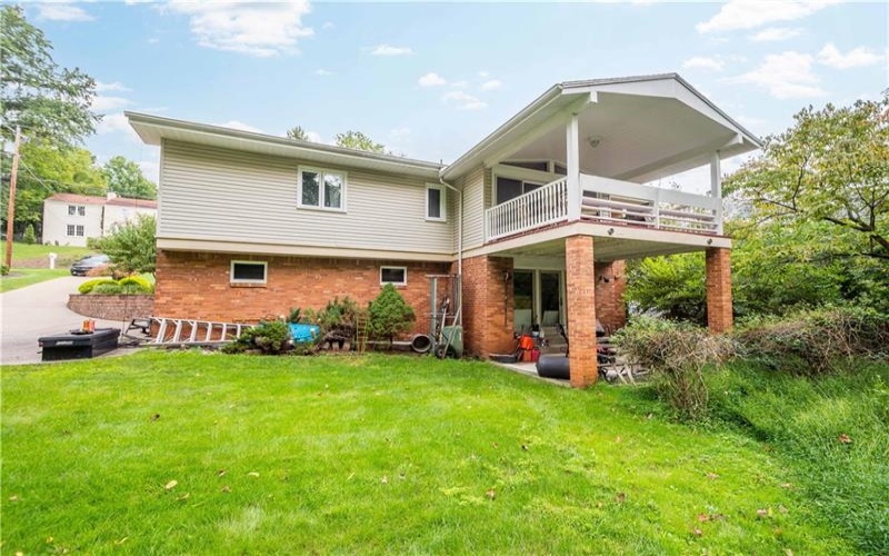 156 Gateshead Drive, McMurray, 15317, 4 Bedroom Bedrooms, 9 Room Rooms,3 BathroomBathrooms,Residential,For Sale,Gateshead Drive,1775881