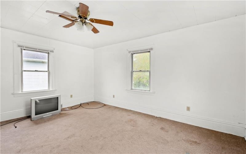 205 McCormick Ave, Bentleyville, 15314, 2 Bedroom Bedrooms, 6 Room Rooms,1 BathroomBathrooms,Residential,For Sale,McCormick Ave,1775890