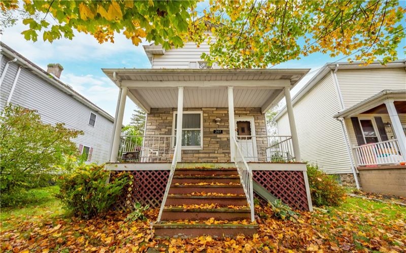 205 McCormick Ave, Bentleyville, 15314, 2 Bedroom Bedrooms, 6 Room Rooms,1 BathroomBathrooms,Residential,For Sale,McCormick Ave,1775890