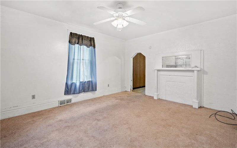 205 McCormick Ave, Bentleyville, 15314, 2 Bedroom Bedrooms, 6 Room Rooms,1 BathroomBathrooms,Residential,For Sale,McCormick Ave,1775890