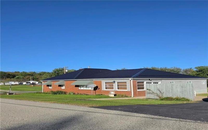 300 Craft Moore Rd, Brownsville, 15417, 2 Bedroom Bedrooms, ,1.1 BathroomBathrooms,Residential,For Sale,Craft Moore Rd,1776110