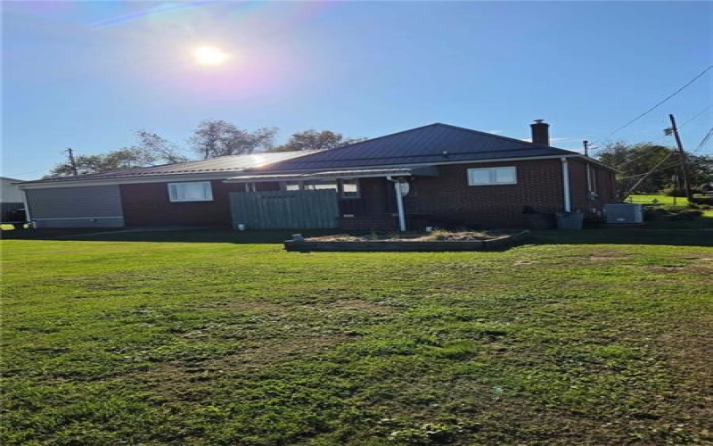 300 Craft Moore Rd, Brownsville, 15417, 2 Bedroom Bedrooms, ,1.1 BathroomBathrooms,Residential,For Sale,Craft Moore Rd,1776110
