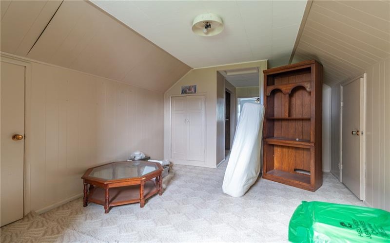 302 Baughman Ave, Jeanette, 15644, 3 Bedroom Bedrooms, 8 Room Rooms,3 BathroomBathrooms,Residential,For Sale,Baughman Ave,1776606