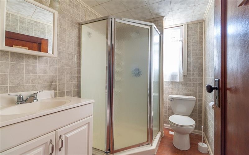 302 Baughman Ave, Jeanette, 15644, 3 Bedroom Bedrooms, 8 Room Rooms,3 BathroomBathrooms,Residential,For Sale,Baughman Ave,1776606