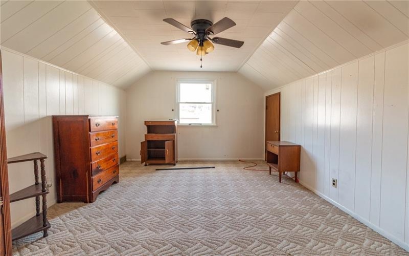302 Baughman Ave, Jeanette, 15644, 3 Bedroom Bedrooms, 8 Room Rooms,3 BathroomBathrooms,Residential,For Sale,Baughman Ave,1776606