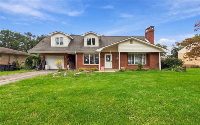 712 William Dr, Trafford, 15085, 3 Bedroom Bedrooms, ,2.1 BathroomBathrooms,Residential,For Sale,William Dr,1776638