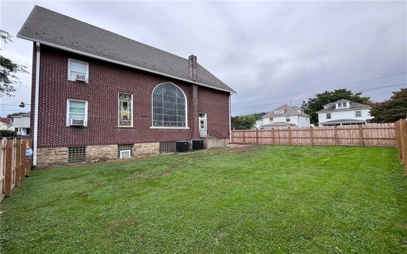1100 VINE ST, Connellsville, 15425, 5 Bedroom Bedrooms, ,1.1 BathroomBathrooms,Residential,For Sale,VINE ST,1776698