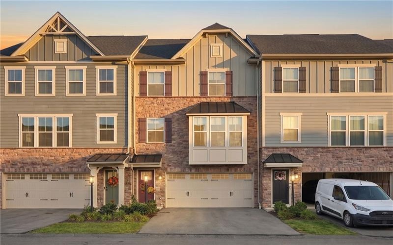 6003 Lampl Ln, Jeannette, 15644, 3 Bedroom Bedrooms, ,2.1 BathroomBathrooms,Lease,For Rent,Lampl Ln,1776704