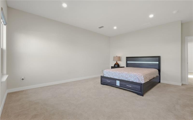 6003 Lampl Ln, Jeannette, 15644, 3 Bedroom Bedrooms, ,2.1 BathroomBathrooms,Lease,For Rent,Lampl Ln,1776704