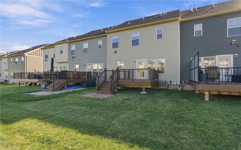 6003 Lampl Ln, Jeannette, 15644, 3 Bedroom Bedrooms, ,2.1 BathroomBathrooms,Lease,For Rent,Lampl Ln,1776704