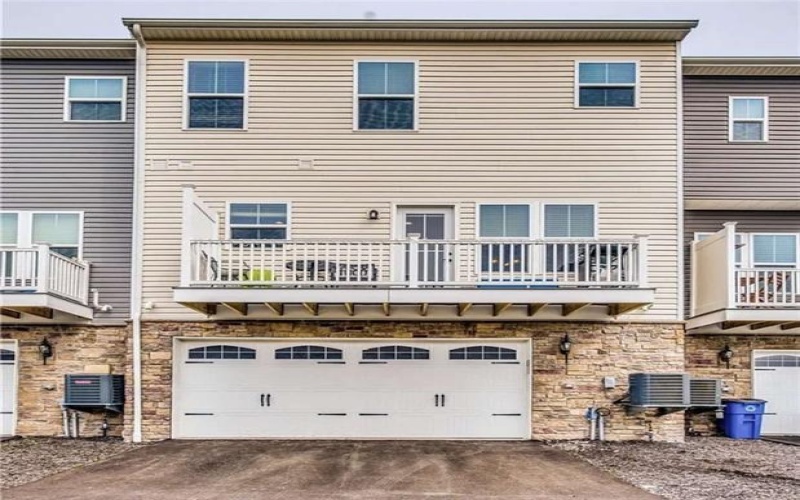4052 Overview Dr, Canonsburg, 15317, 3 Bedroom Bedrooms, 7 Room Rooms,2.1 BathroomBathrooms,Residential,For Sale,Overview Dr,1776717