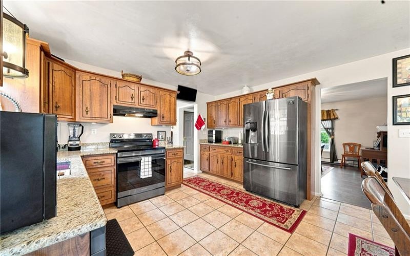 1109 Grandview St, Youngwood, 15697, 4 Bedroom Bedrooms, 9 Room Rooms,2.1 BathroomBathrooms,Residential,For Sale,Grandview St,1776721
