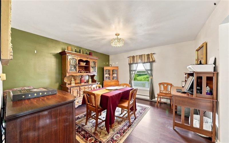 1109 Grandview St, Youngwood, 15697, 4 Bedroom Bedrooms, 9 Room Rooms,2.1 BathroomBathrooms,Residential,For Sale,Grandview St,1776721