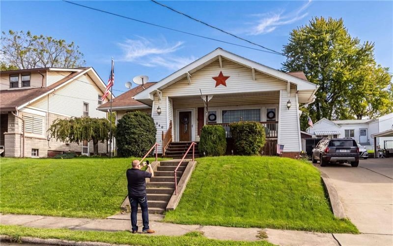 840 Duncan Ave, Washington, 15301, 4 Bedroom Bedrooms, 10 Room Rooms,1 BathroomBathrooms,Residential,For Sale,Duncan Ave,1776724