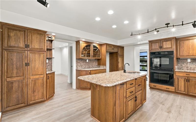 102 Peasant Village Ln, Belle Vernon, 15012, 5 Bedroom Bedrooms, 14 Room Rooms,4 BathroomBathrooms,Residential,For Sale,Peasant Village Ln,1776744