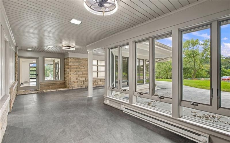102 Peasant Village Ln, Belle Vernon, 15012, 5 Bedroom Bedrooms, 14 Room Rooms,4 BathroomBathrooms,Residential,For Sale,Peasant Village Ln,1776744