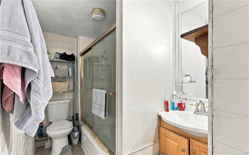 610 1st St, Vanderbilt, 15486, 3 Bedroom Bedrooms, ,1.1 BathroomBathrooms,Residential,For Sale,1st St,1776790