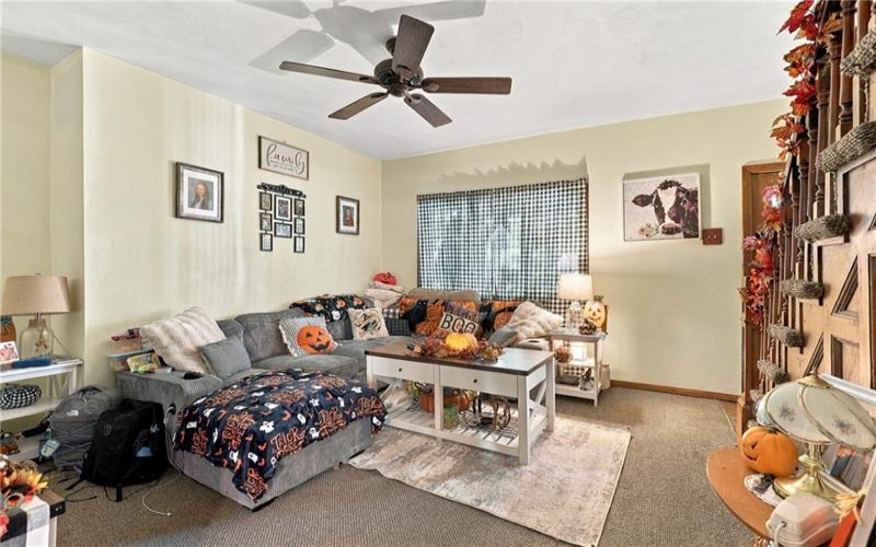610 1st St, Vanderbilt, 15486, 3 Bedroom Bedrooms, ,1.1 BathroomBathrooms,Residential,For Sale,1st St,1776790