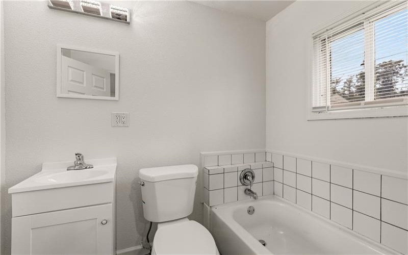701 Washington Avenue, Brownsville, 15417, 2 Bedroom Bedrooms, 7 Room Rooms,2 BathroomBathrooms,Residential,For Sale,Washington Avenue,1776803